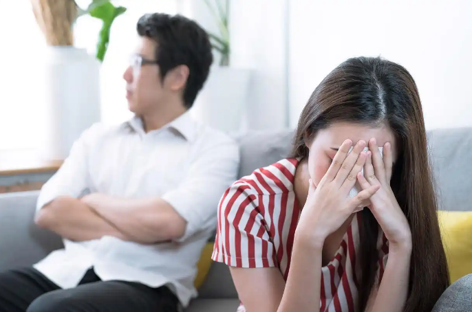 杭州本地私家侦探：女子出轨致丈夫闹离婚应该怎么解决